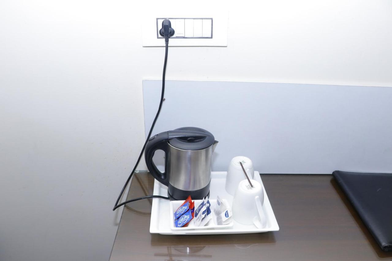Hotel S C Residency Zirakpur Kültér fotó